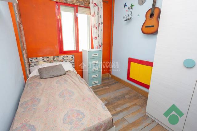 Piso en Venta en C. Tulipán en Los Pinos