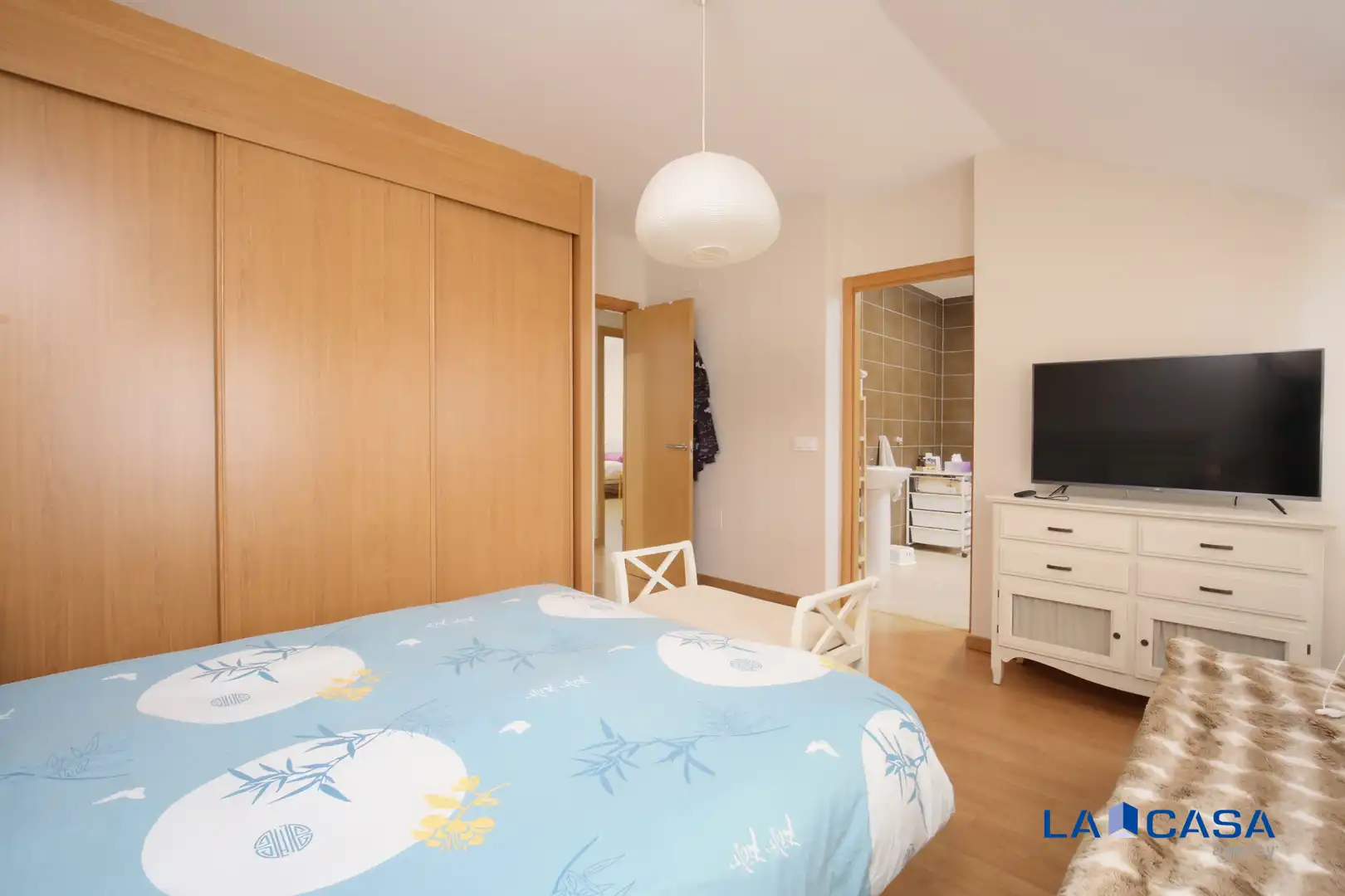 Habitación de Casa adosada en venta en Carranque con Aire acondicionado