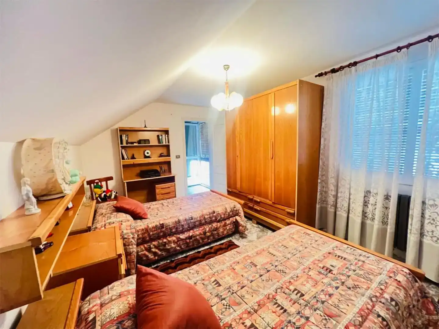 Habitación de Piso en venta en Quiroga con Parquet, Trastero y Amueblado