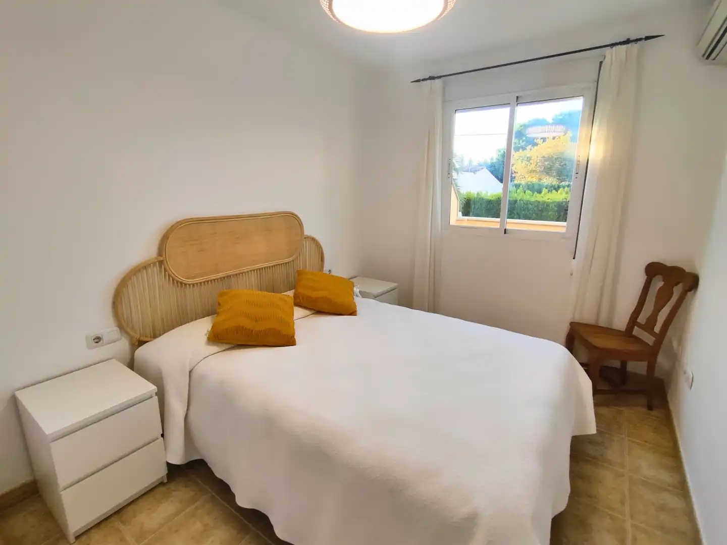 Bedroom of Flat for rent in Dénia  with Air Conditioner, Heating and Terrace