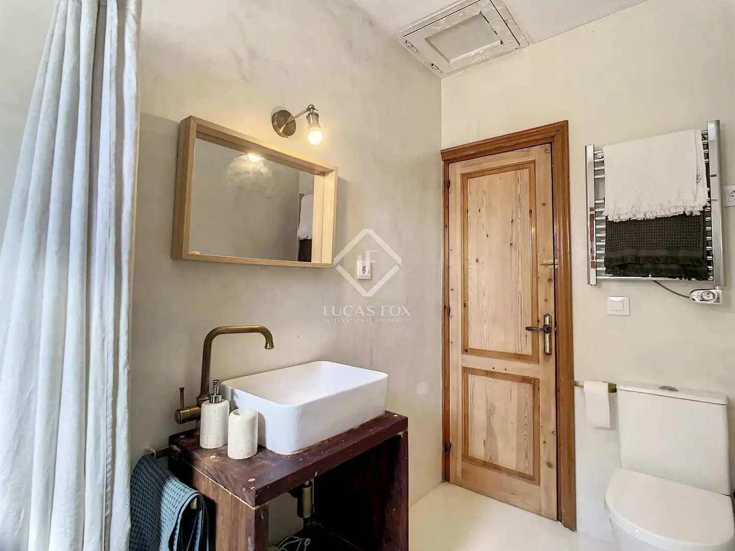 Badezimmer von Haus oder Chalet zur Miete in Alaior mit Klimaanlage, Heizung und Privatgarten