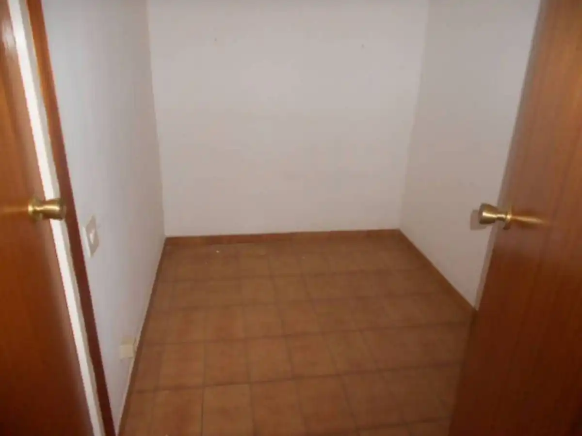 Office space to rent in Centre - Passeig i Rodalies, imagen 2