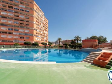 Apartament amb piscina en venda a Carrer Cap Ponent