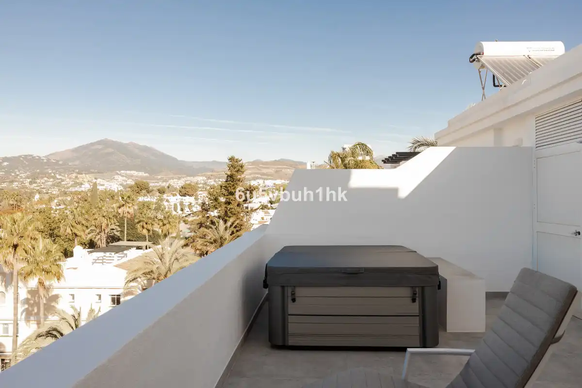 Apartament amb piscina en venda a Nueva Andalucía, imagen 18