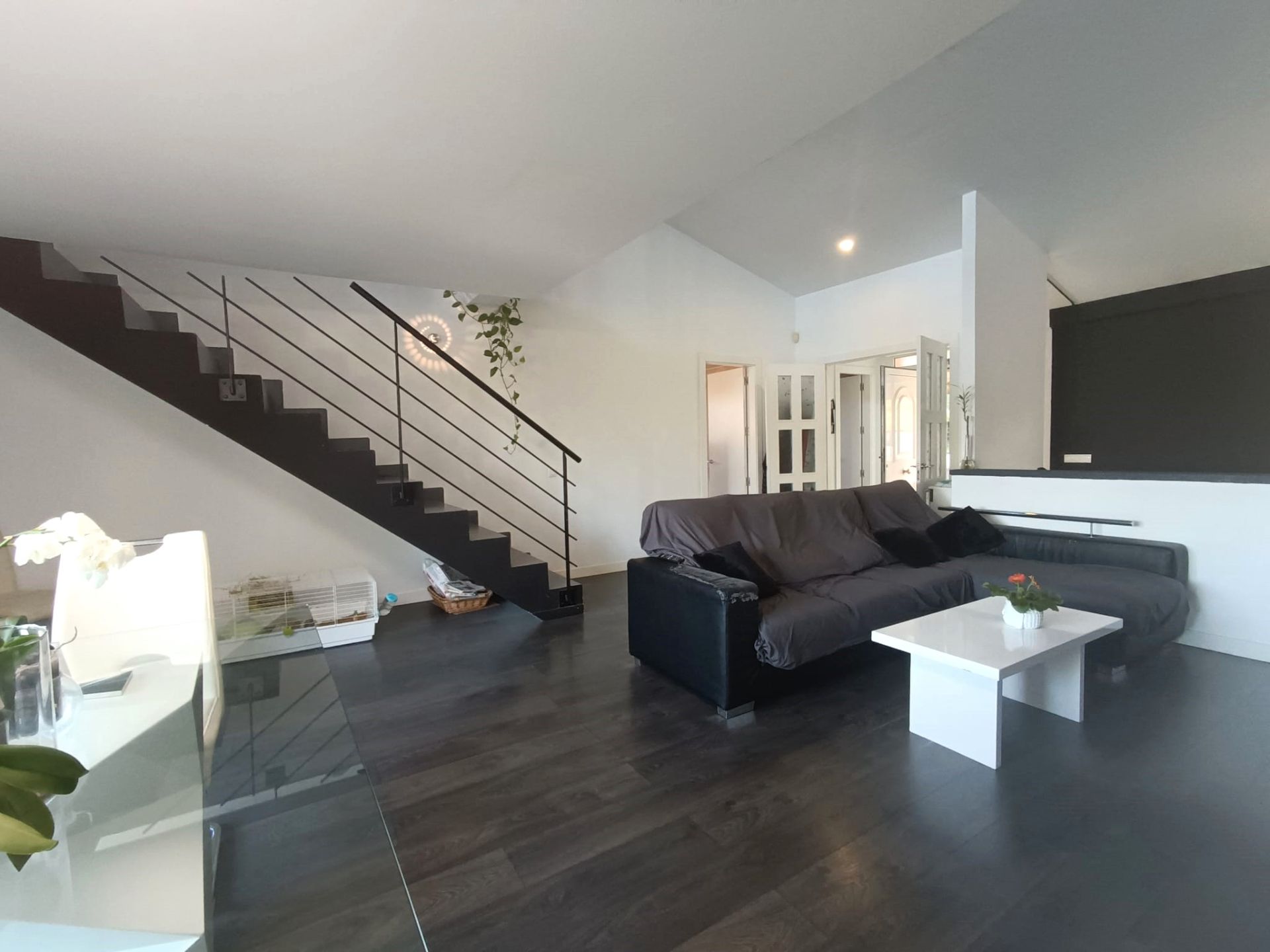 Sala d'estar de Casa o xalet en venda en Castellví de Rosanes amb Calefacció, Parquet i Terrassa