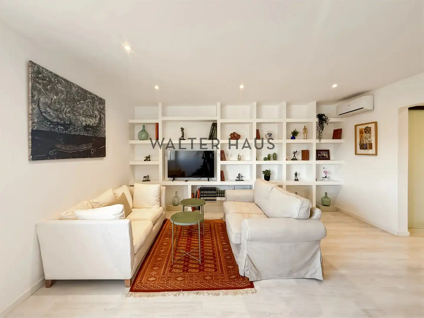 Sala de estar de Dúplex en venta en Barcelona con Aire acondicionado y Amueblado