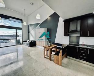Sala d'estar de Loft en venda en San Sebastián de los Reyes amb Aire condicionat, Calefacció i Piscina comunitària