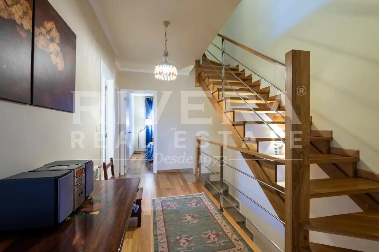 Casa o chalet en venta en Sanxenxo con Calefacción, Jardín privado y Parquet