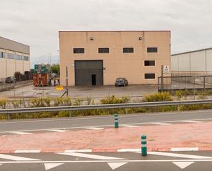 Vista exterior de Nau industrial en venda en Móra d'Ebre