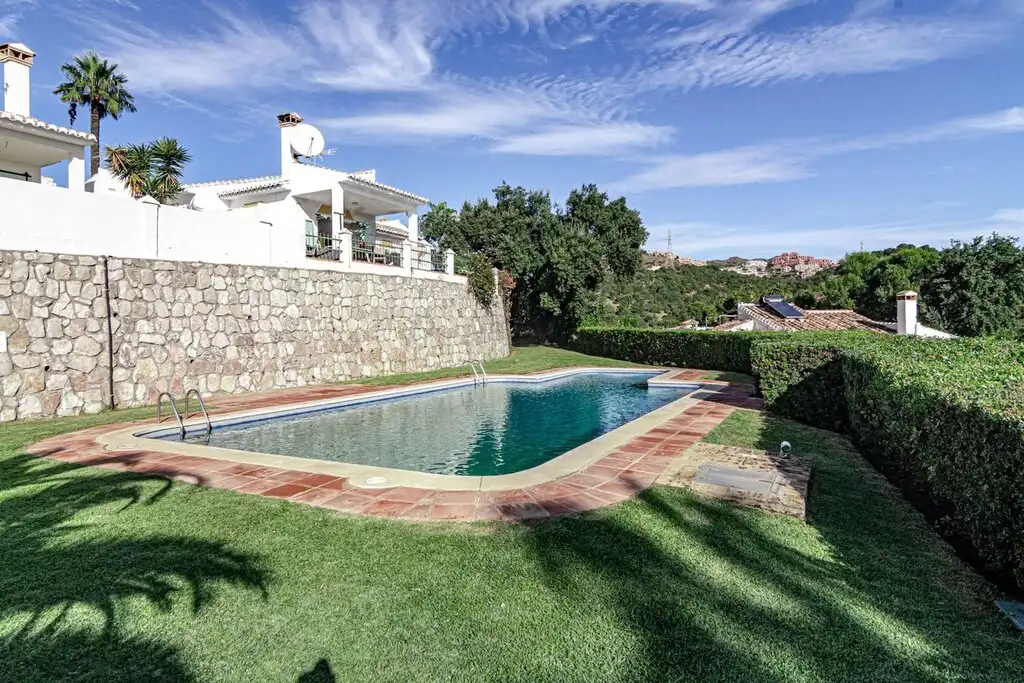 Piscina de Casa o xalet en venda en Mijas amb Aire condicionat, Jardí privat i Terrassa