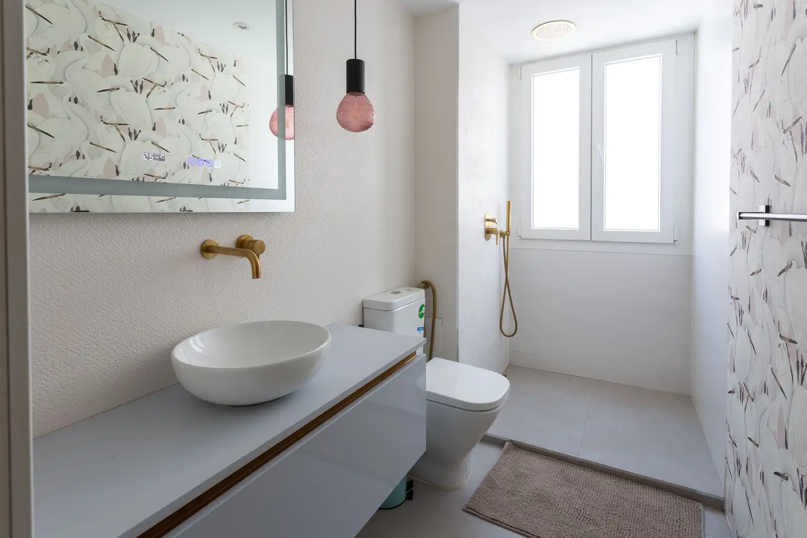 Bathroom of Flat for sale in Málaga  with Air Conditioner, Terrace and Furnished