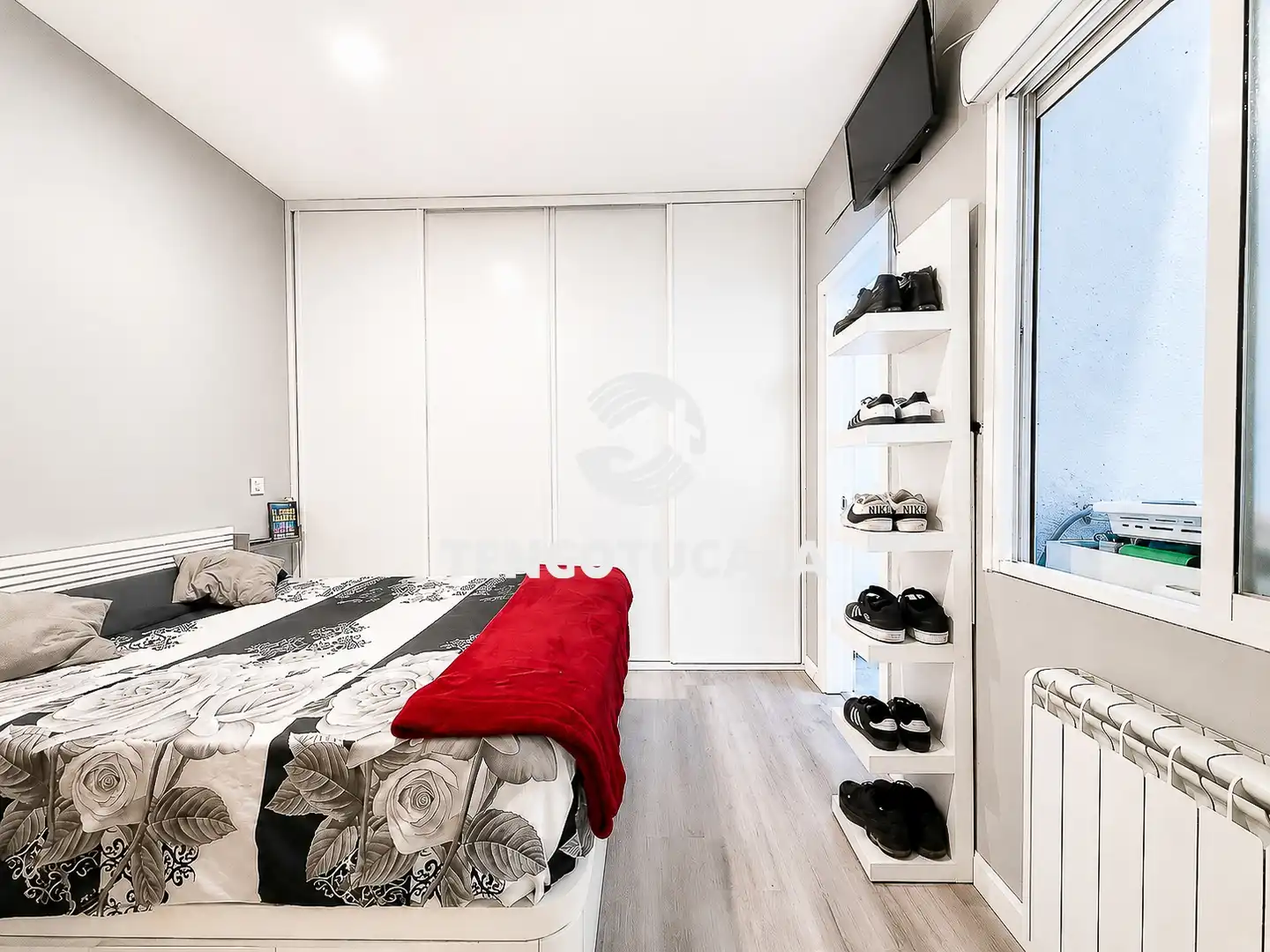 Bedroom of Flat for sale in Madrid