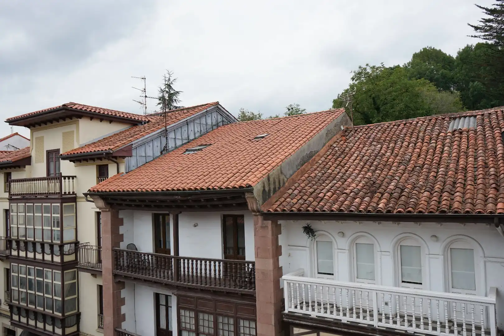 Vista exterior de Pis en venda en Cabezón de la Sal amb Calefacció i Terrassa