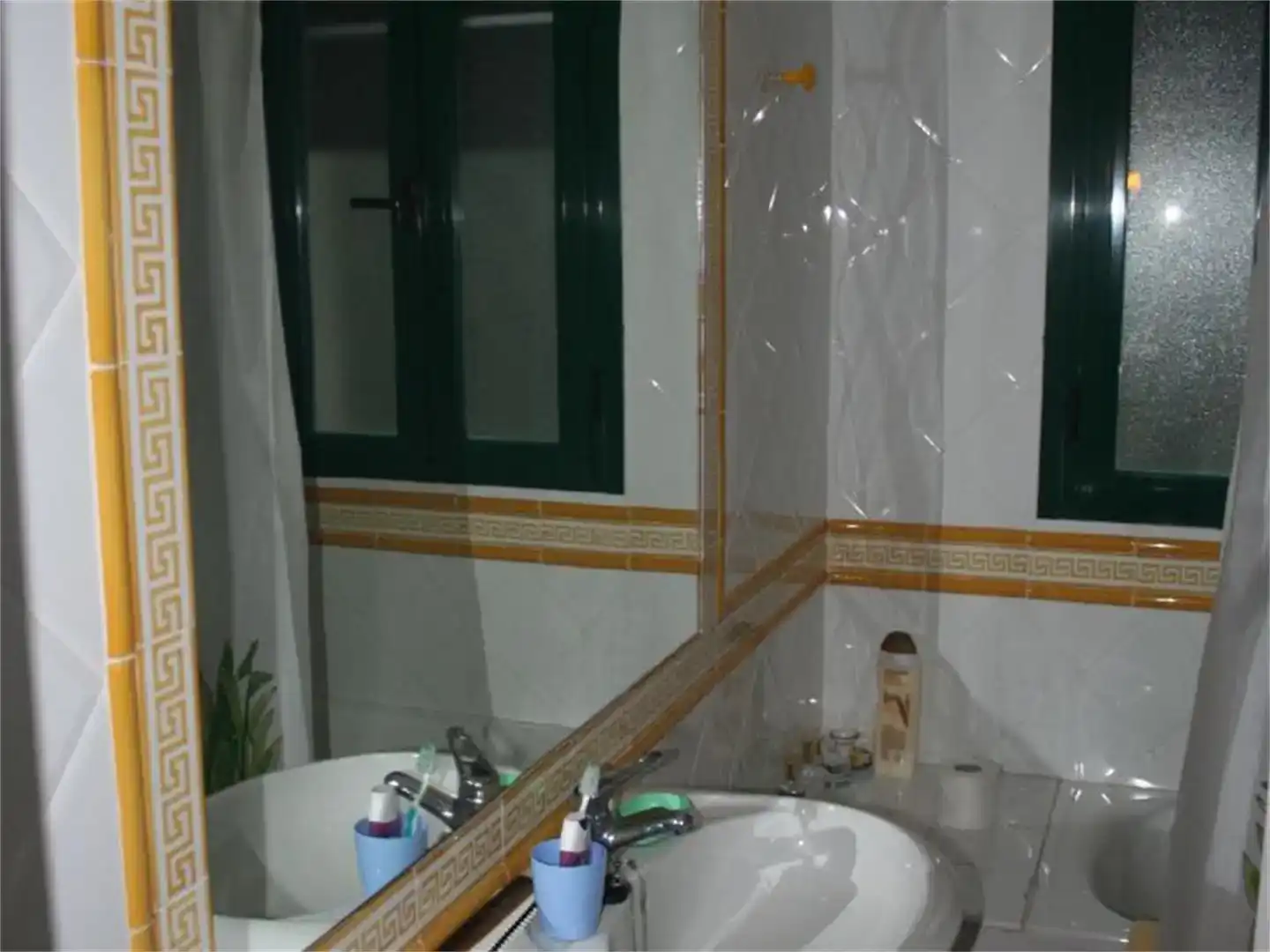 Baño de Piso de alquiler en Valdemorillo con Aire acondicionado, Jardín privado y Parquet
