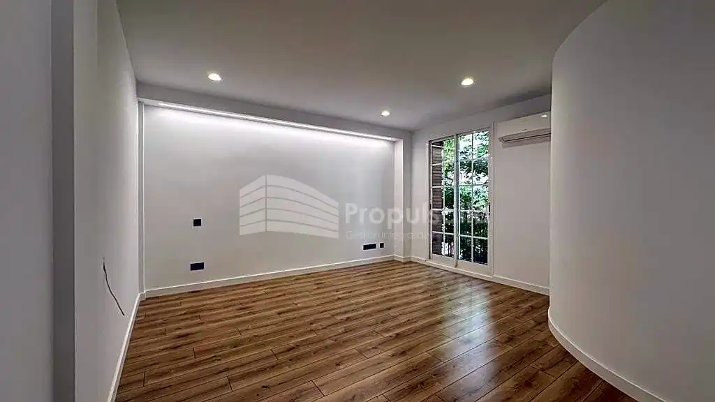 Office for rent in Canfranc, Casetas - Villarrapa