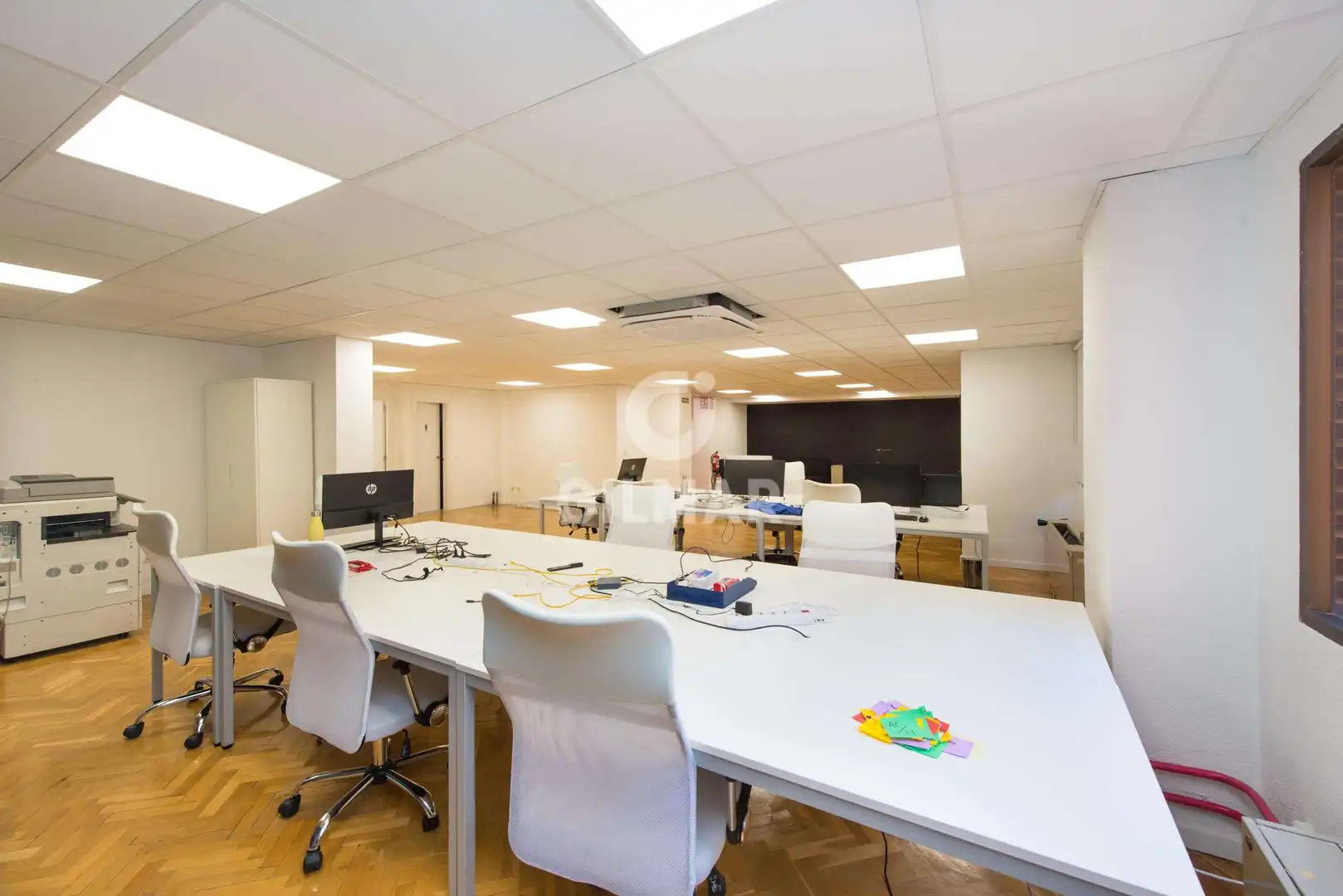 Büro zum Verkauf in Madrid mit Heizung