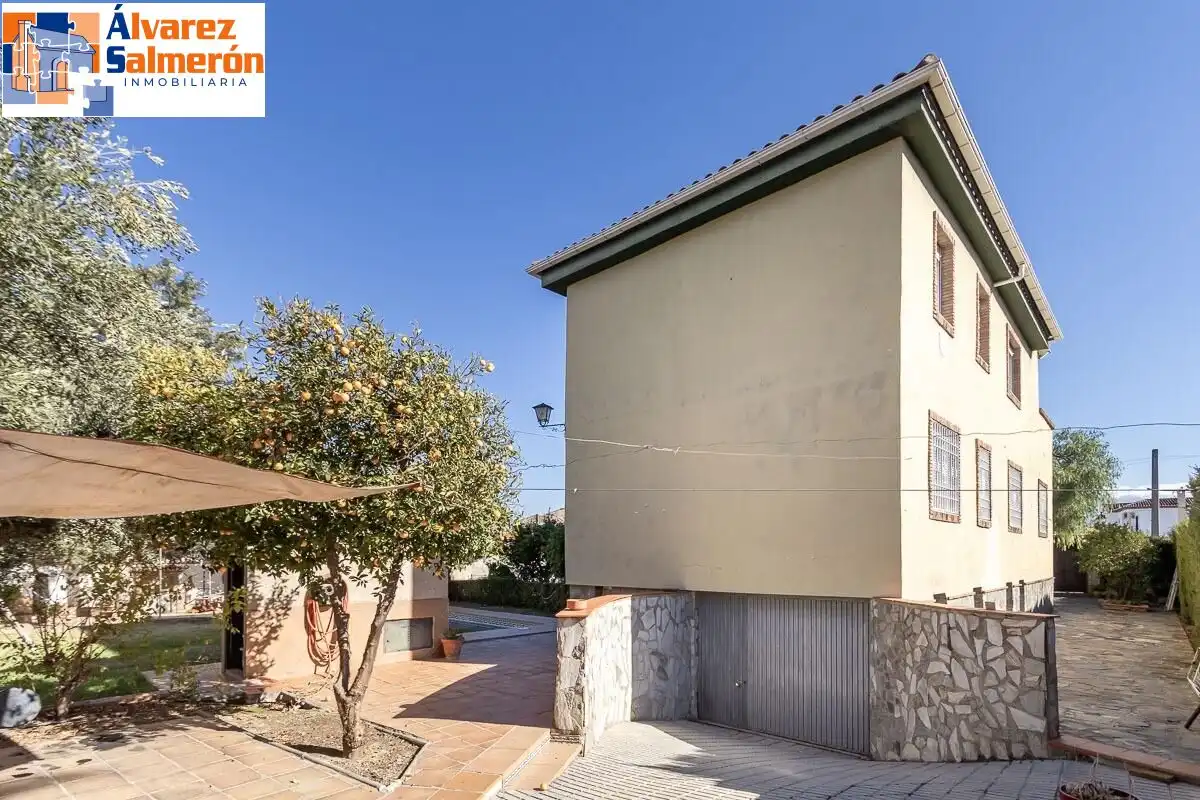 Detached house with pool for sale in Calle del Arache, imagen 36