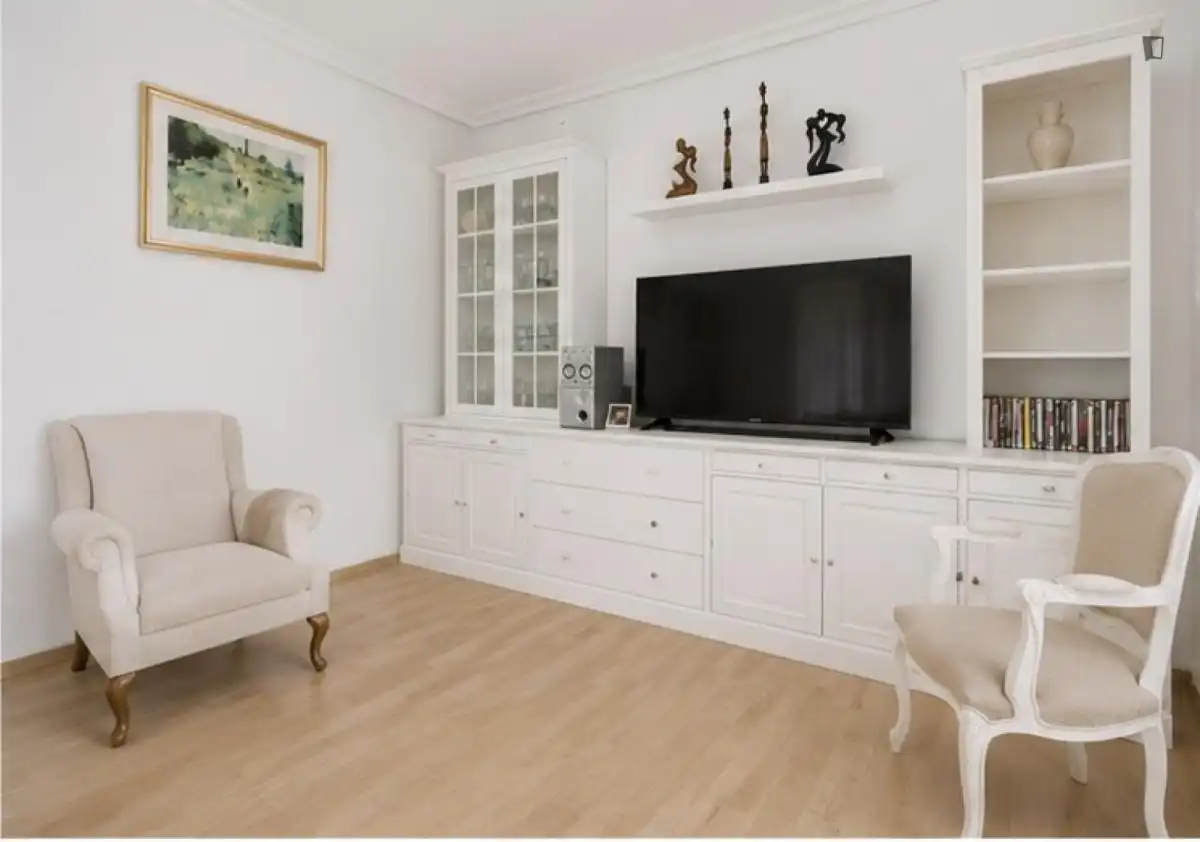 Apartamento de alquiler en Valdezarza
