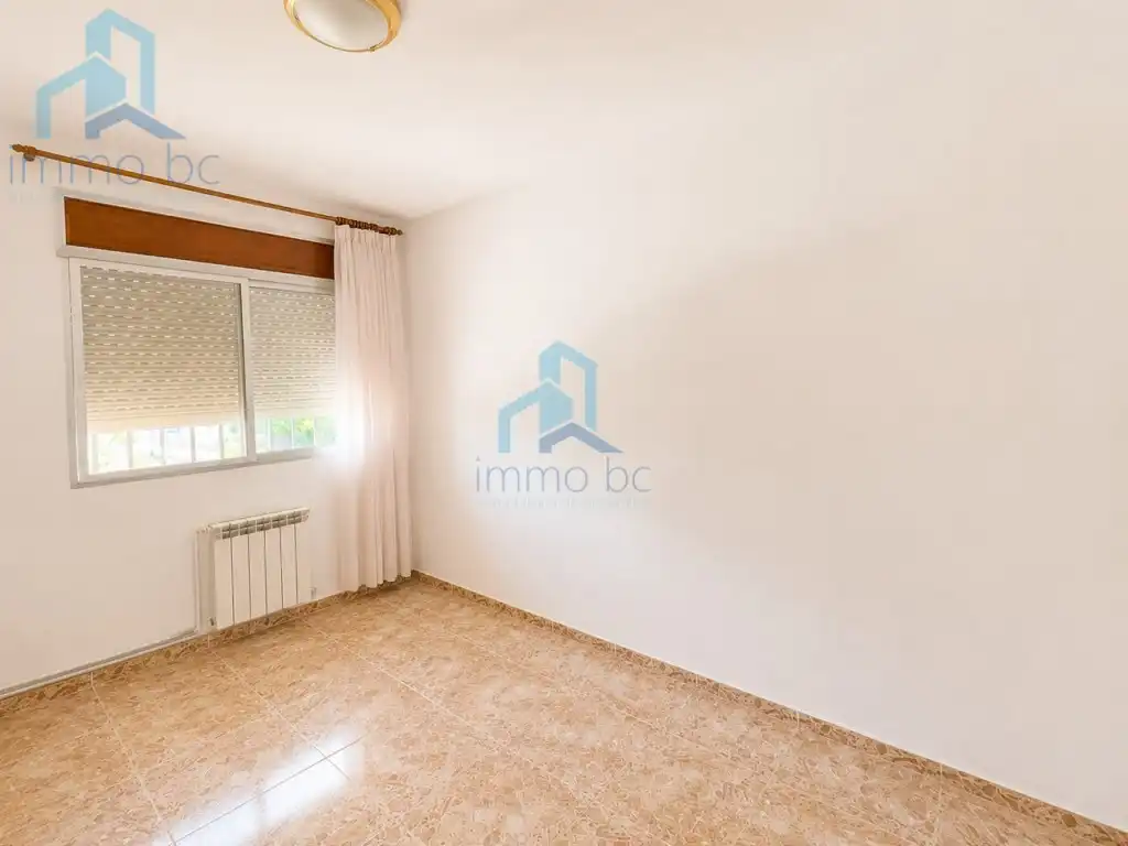 Dormitori de Casa o xalet en venda en Els Pallaresos