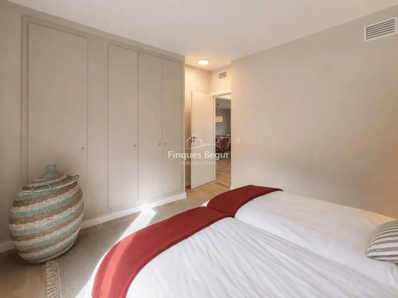 Habitación de Piso en venta en Begur con Aire acondicionado, Terraza y Amueblado