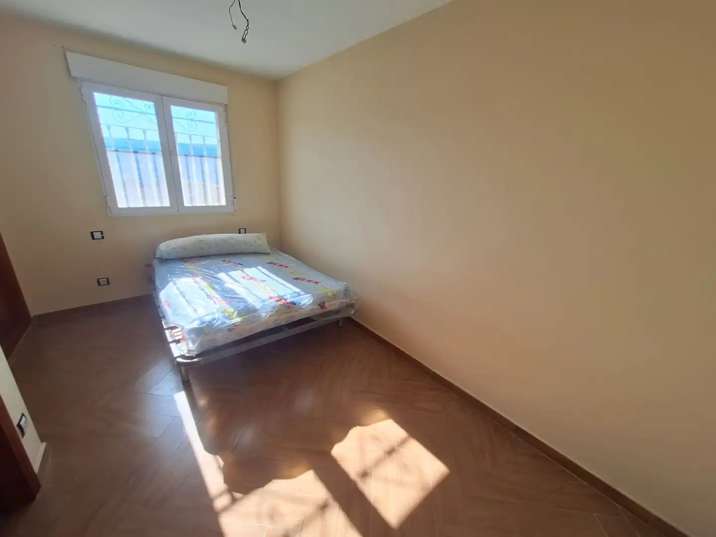 Habitación de Casa o chalet en venta en San Bartolomé de Pinares con Calefacción y Balcón