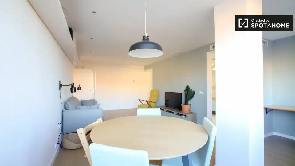 Living room of Flat for rent in Valencia  with Air Conditioner, Heating and Furnished