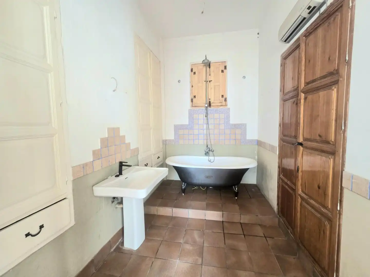 Bany de Casa adosada en venda en Álora amb Aire condicionat, Jardí privat i Terrassa