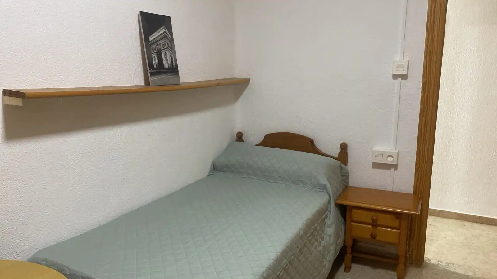 Schlafzimmer von Wohnung zur Miete in Granada mit Heizung, Möbliert und Waschmaschine