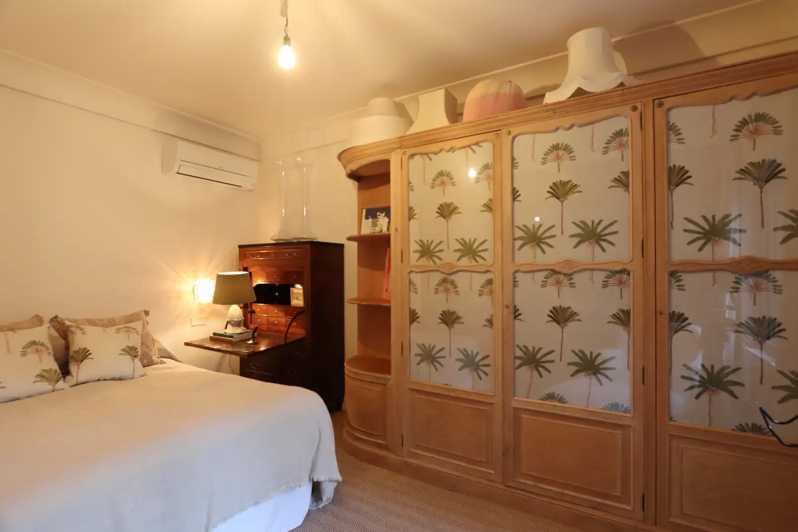 Bedroom of Flat for sale in Madrid  with Air Conditioner, Heating and Terrace