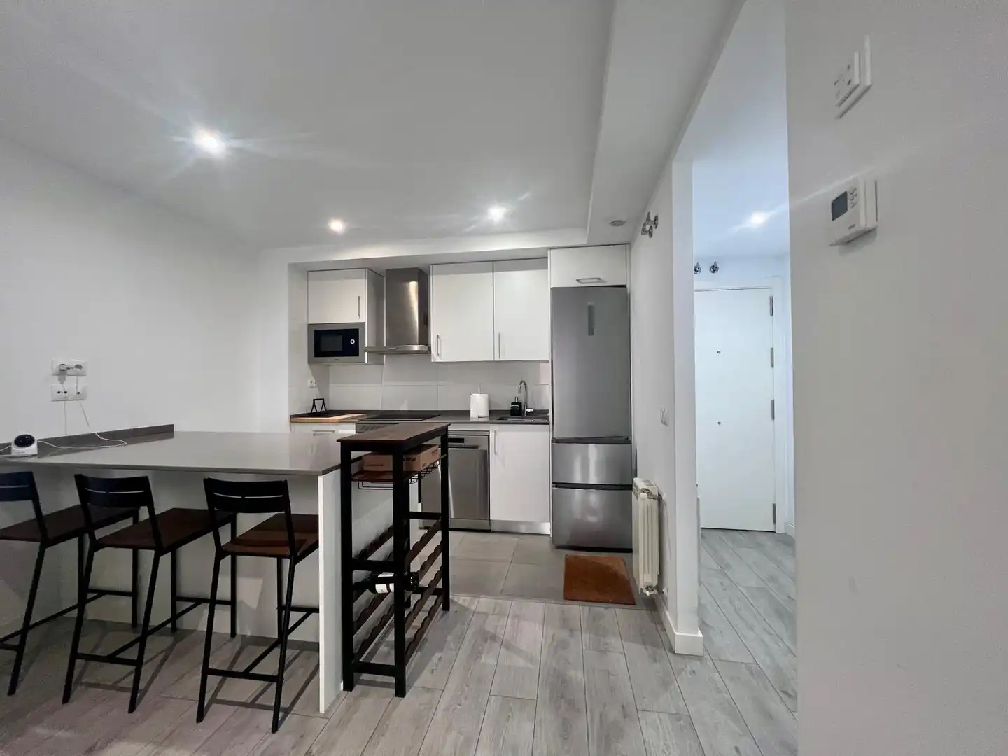 Kitchen of Flat for rent in Oviedo   with Heating, Private garden and Terrace