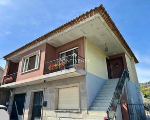 Vista exterior de Casa o xalet en venda en Pontevedra Capital  amb Calefacció, Jardí privat i Terrassa