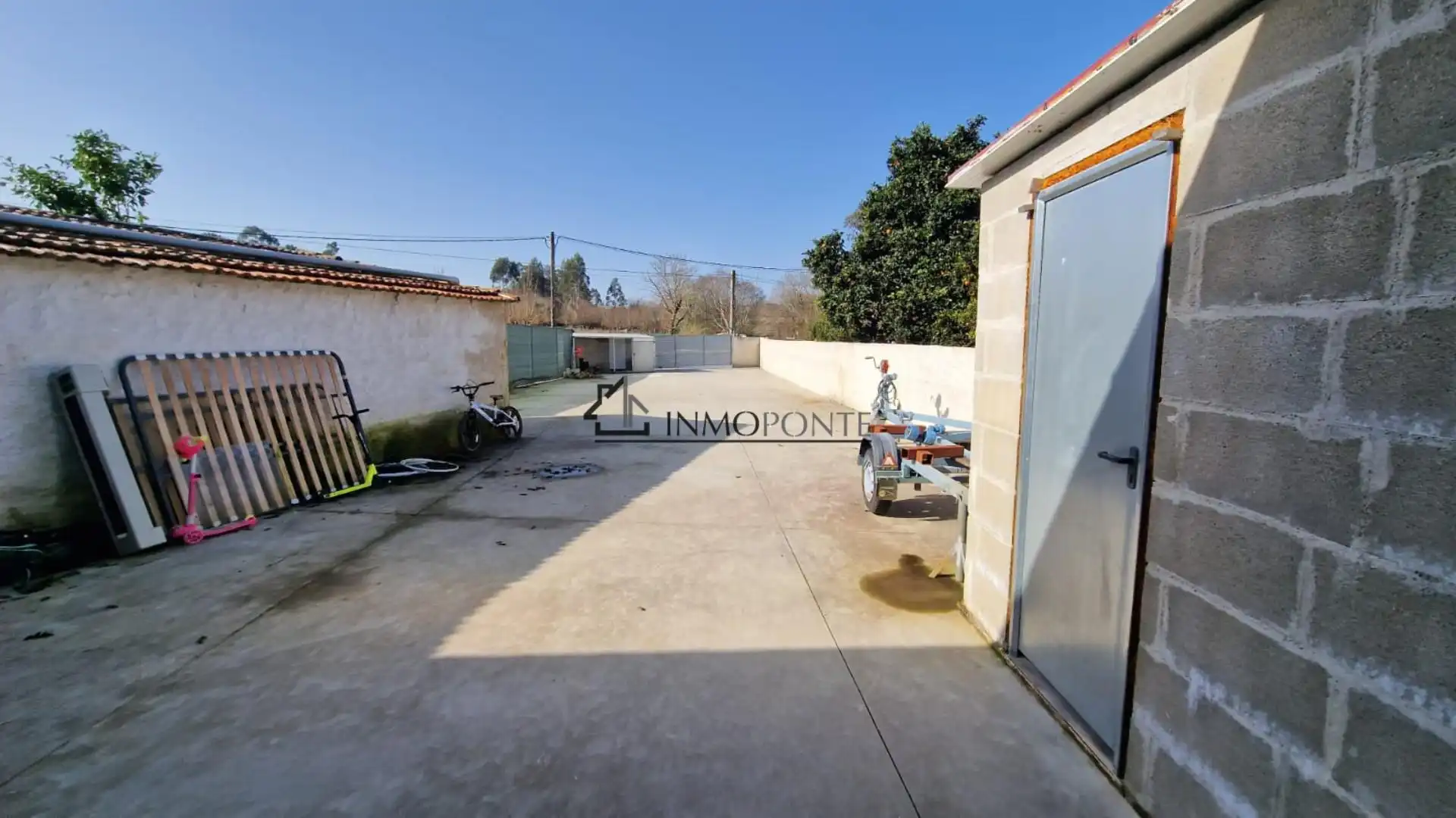 Casa o xalet en venda en Pontevedra Capital  amb Jardí privat