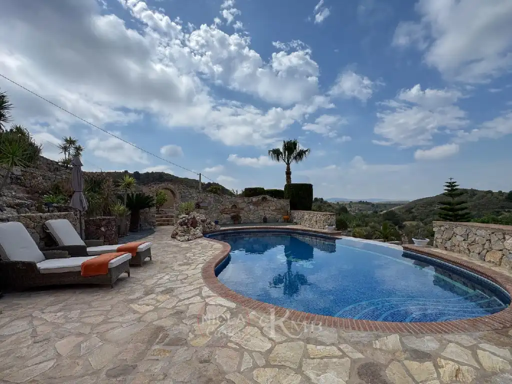 Piscina de Casa o xalet en venda en Bédar amb Aire condicionat, Jardí privat i Terrassa