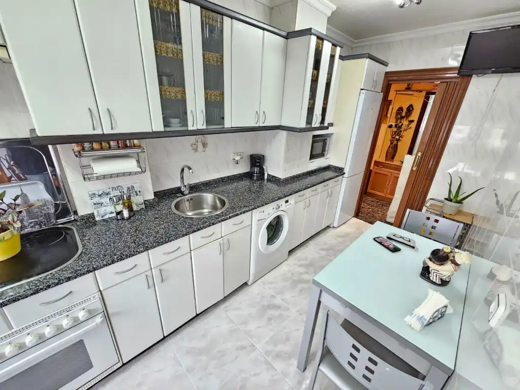 Cocina de Piso en venta en Villalegre - La Luz