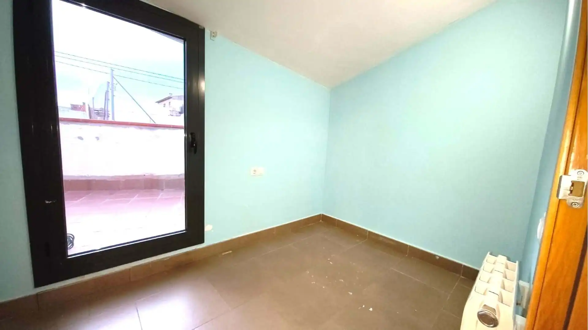 Habitación de Ático en venta en Rubí con Calefacción y Terraza