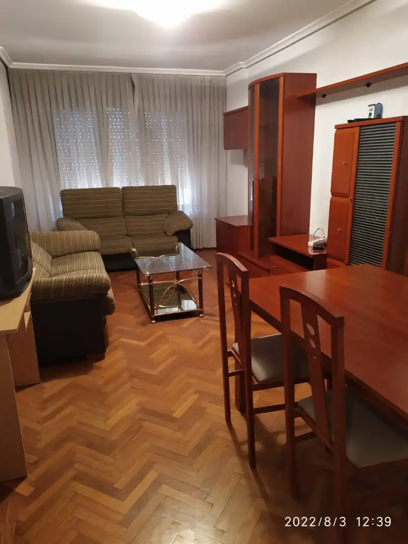 Living room of Flat for rent in Medina de Pomar  with Heating, Parquet flooring and Terrace