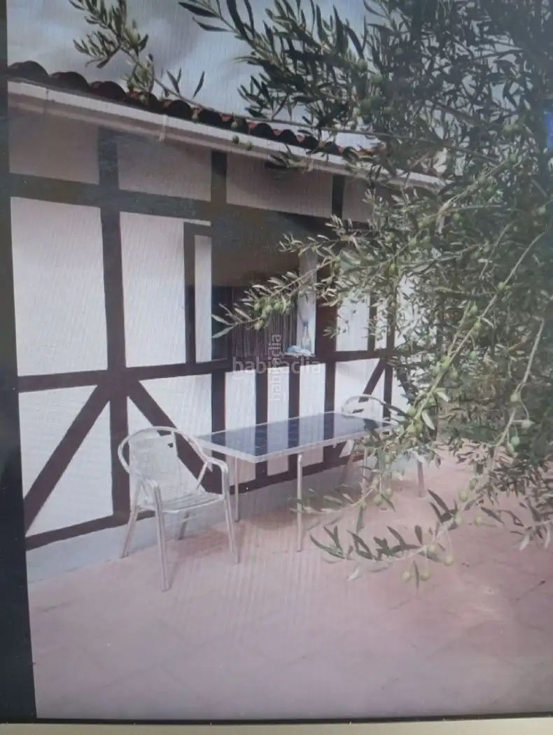 House with garden for sale in Carrer Francesc Gimeno 13