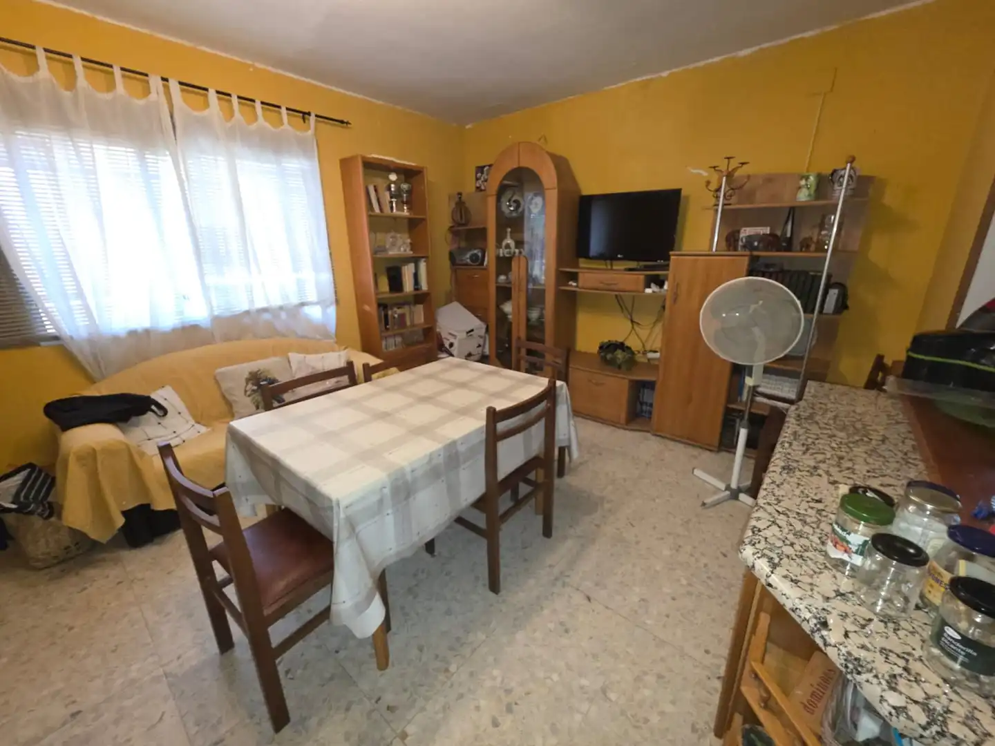 Sala d'estar de Finca rústica en venda en Talavera de la Reina amb Jardí privat