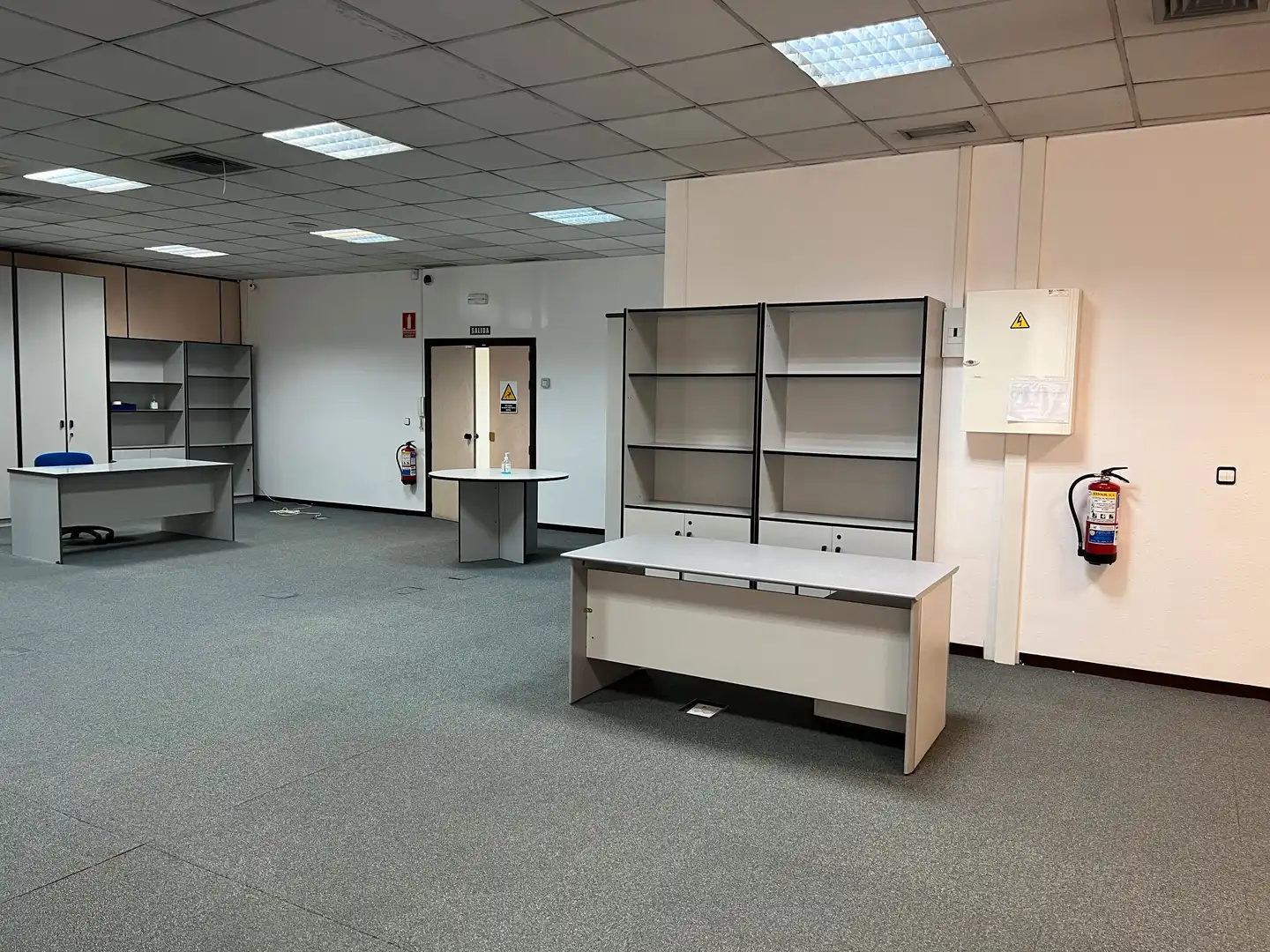 Oficina de alquiler en Coslada con Aire acondicionado, Trastero y Amueblado