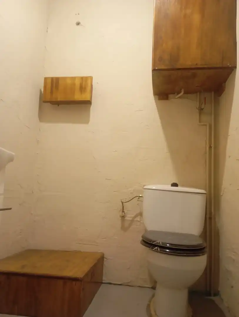 Baño de Local de alquiler en Cabezón de la Sal