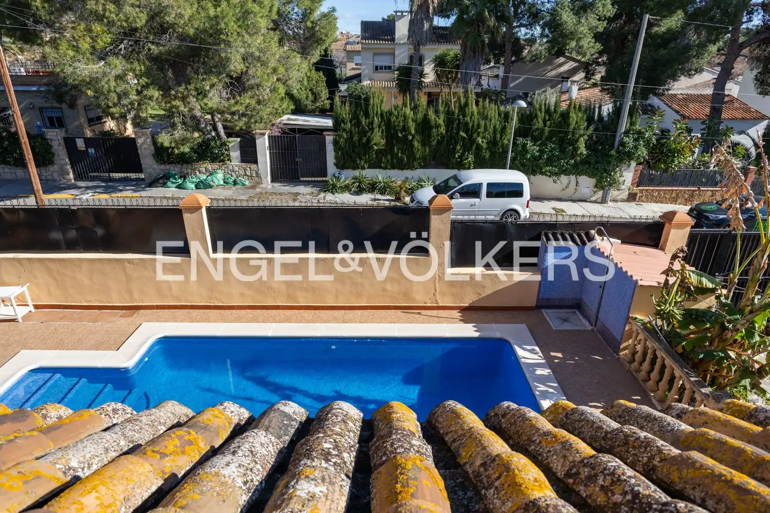 Piscina de Casa o chalet en venta en Paterna con Aire acondicionado, Calefacción y Jardín privado