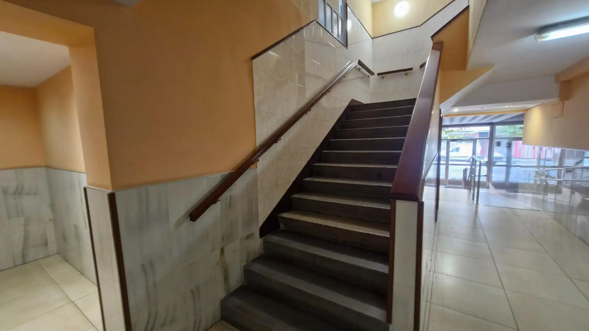 Flat for sale in Erandio