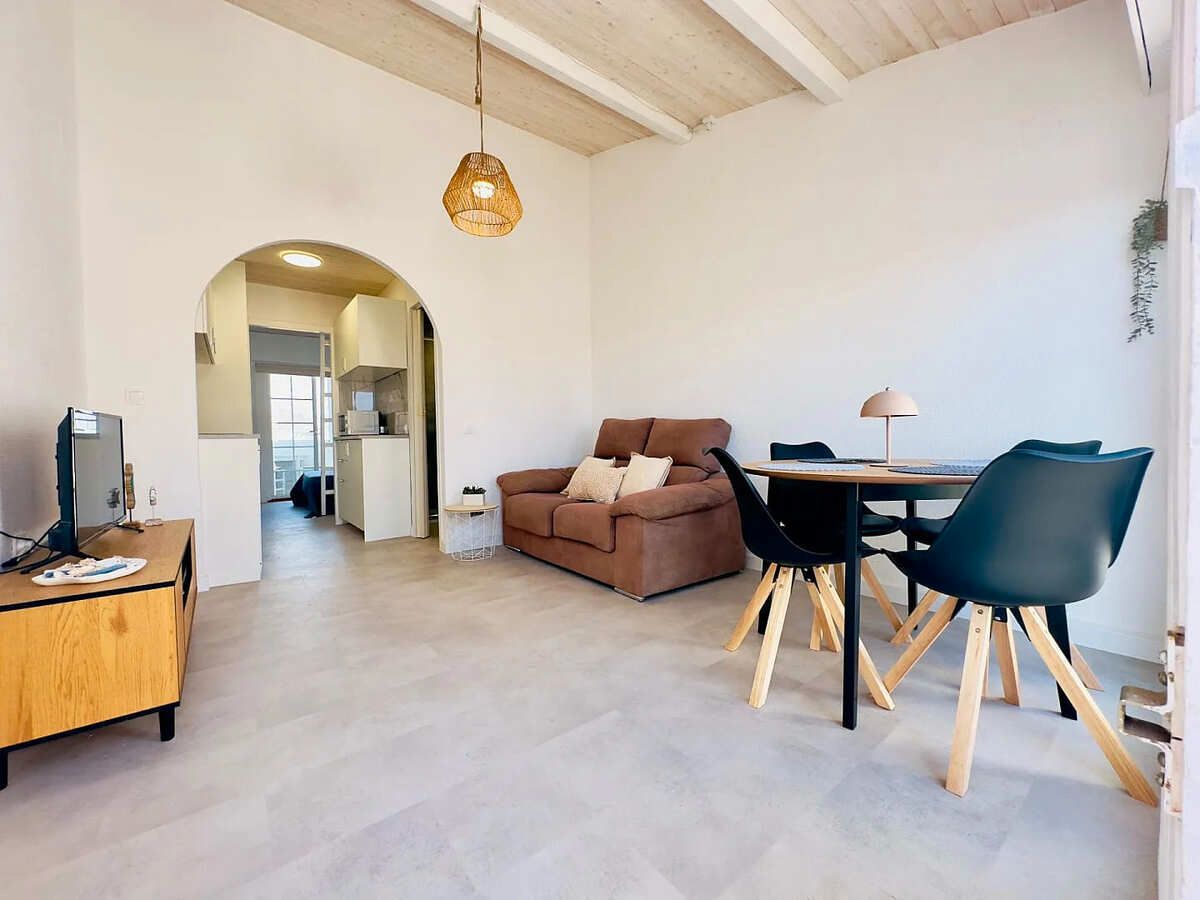 Living room of Apartment for sale in Torrevieja  with Air Conditioner, Terrace and Furnished