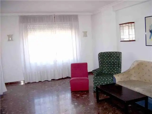 Living room of Flat for rent in Zaragoza  with Heating, Furnished and Oven