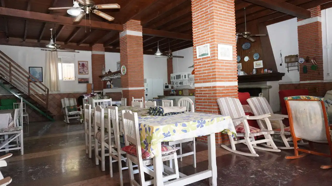 Finca rústica en venta en Motril con Terraza, Piscina y Amueblado