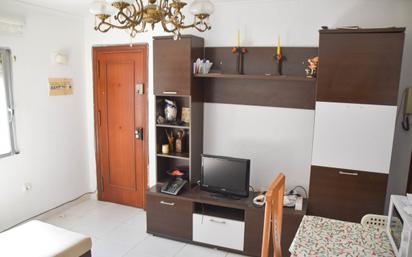 Sala d'estar de Apartament en venda en  Cádiz Capital