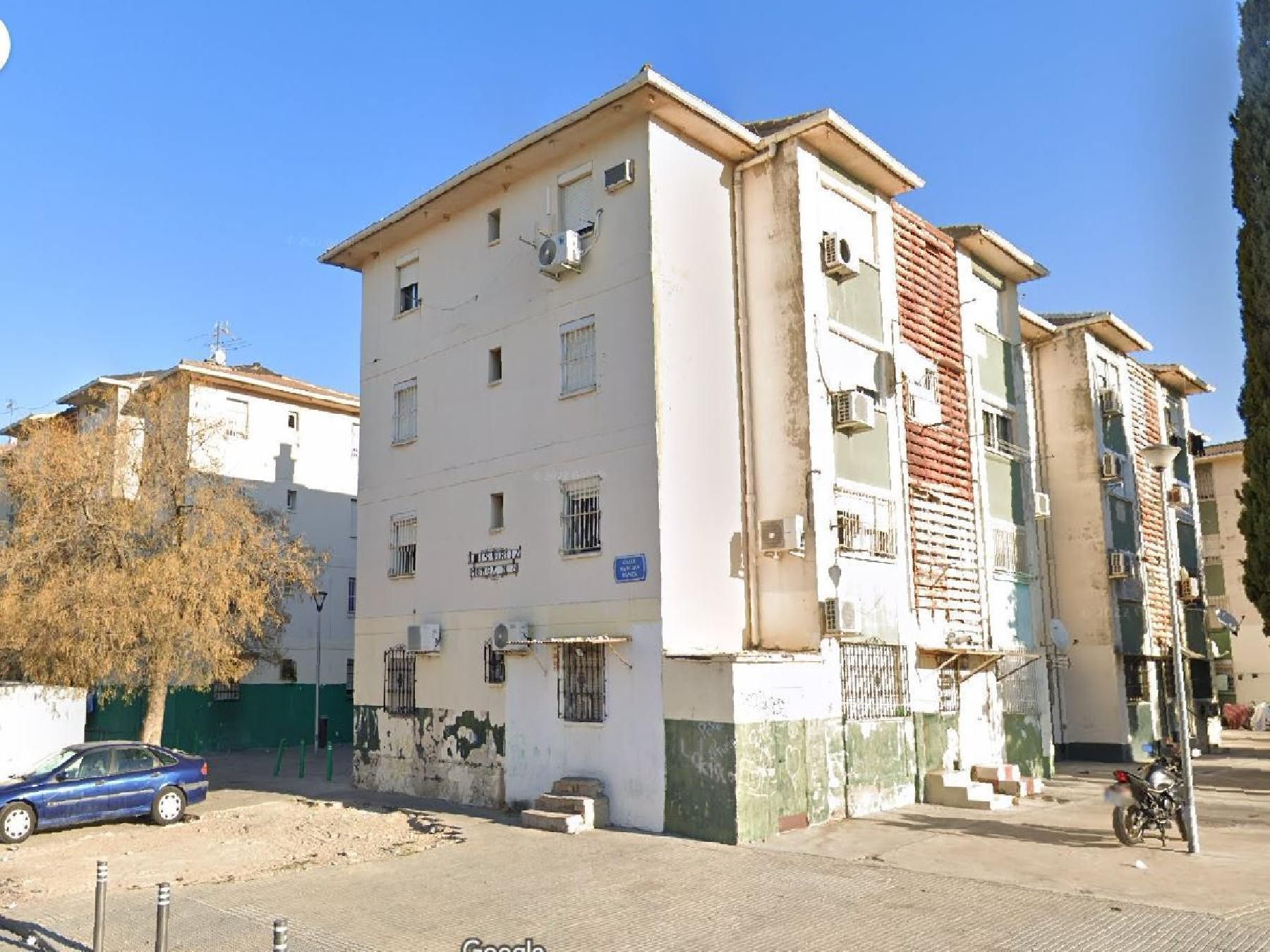 Vista exterior de Pis en venda en  Sevilla Capital