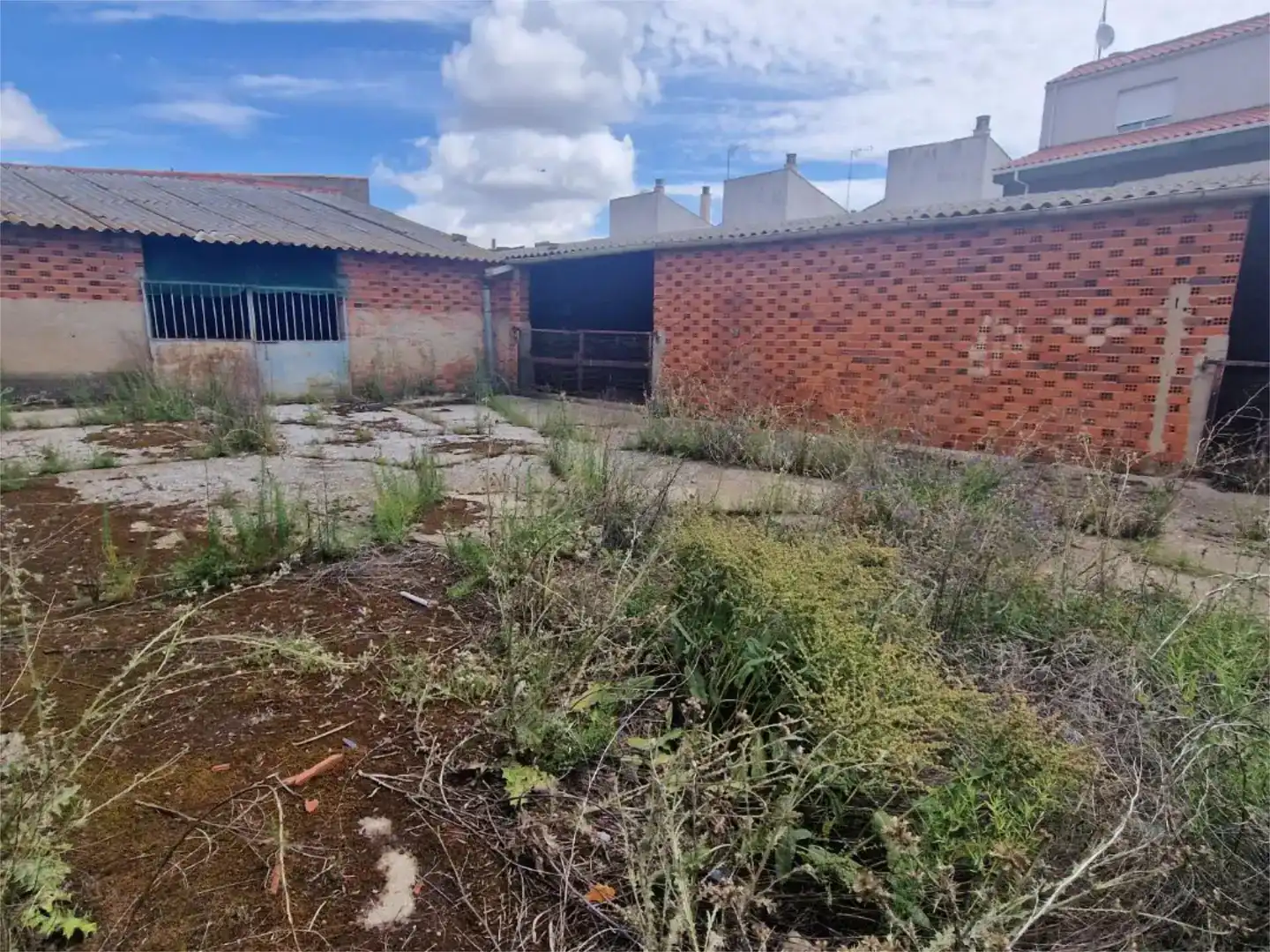 Planta baixa en venda en Monfarracinos