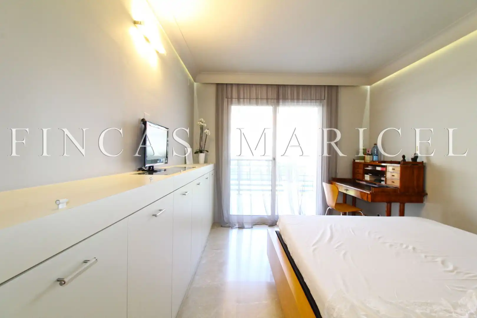 Bedroom of Flat for sale in Sitges  with Air Conditioner, Heating and Storage room