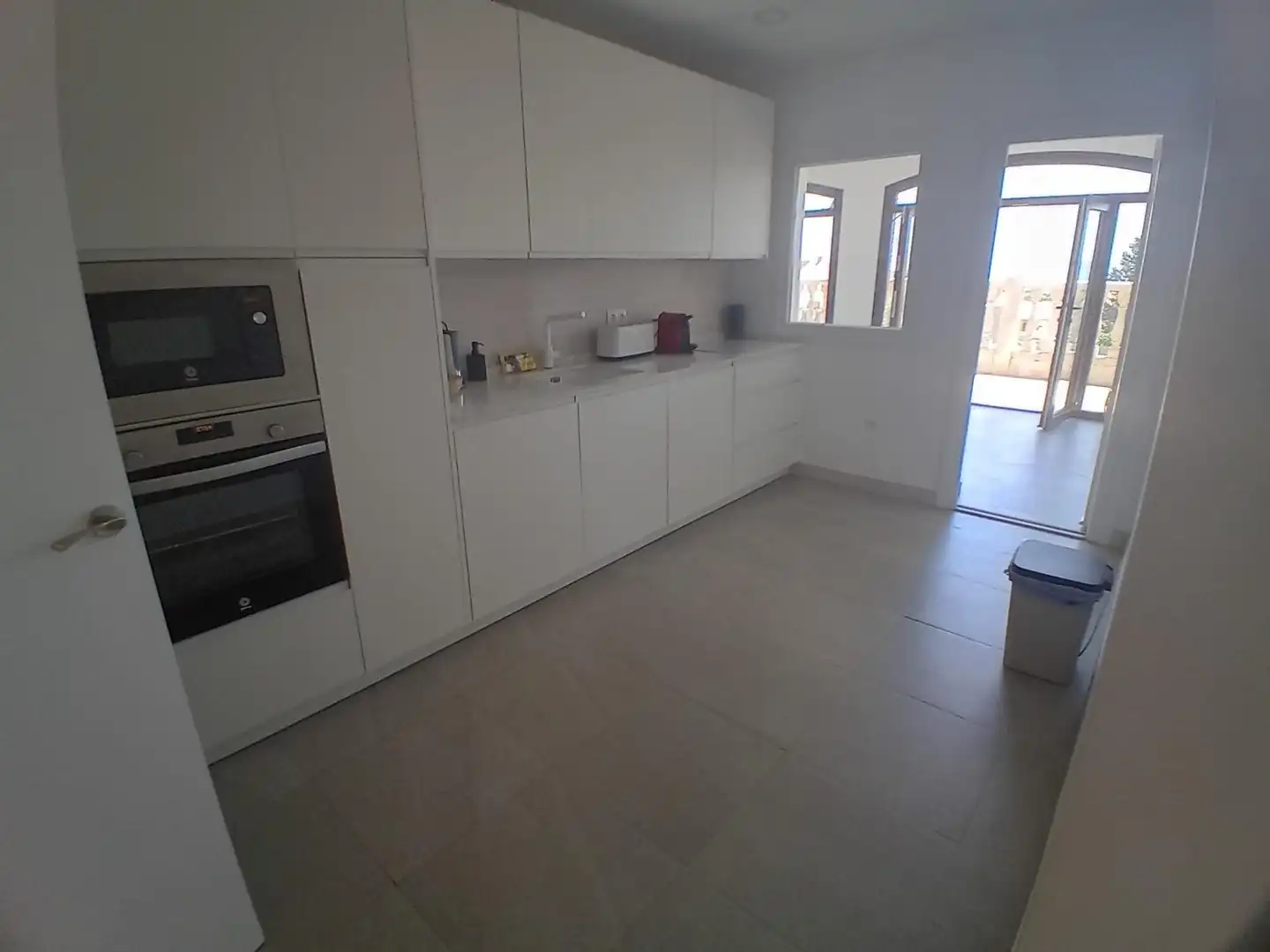 Cuina de Casa o xalet en venda en Benalmádena amb Aire condicionat, Jardí privat i Terrassa